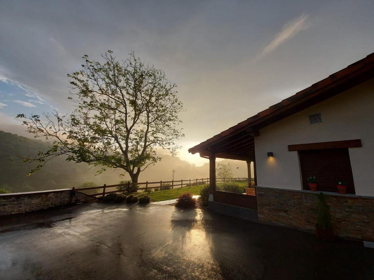 Apartamento Fuente El Güeyu Onís Exterior foto