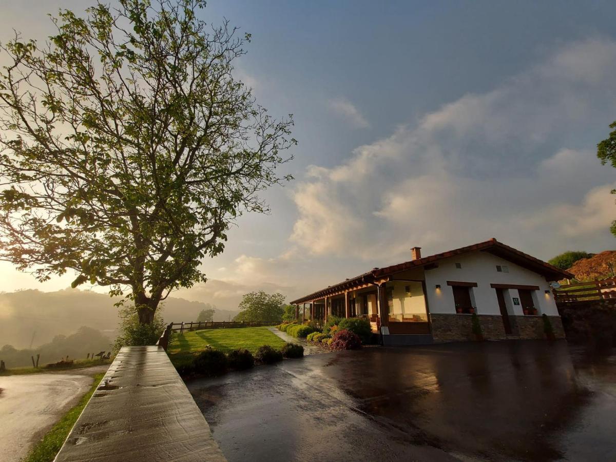 Apartamento Fuente El Güeyu Onís Exterior foto
